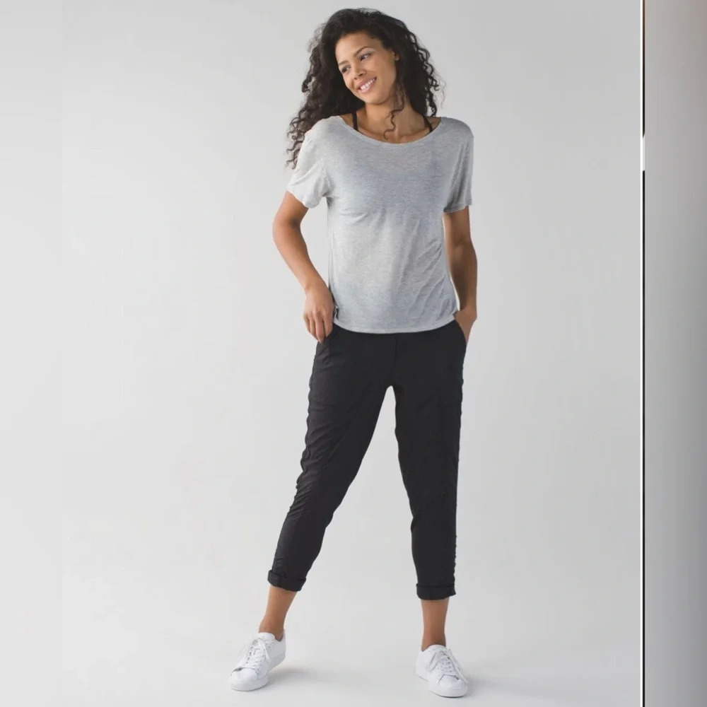 Lululemon Street To Studio Pant II *Unlined 28"
Black  size 6